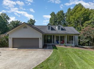 124 Sunset View Ln, Statesville, NC 28677
