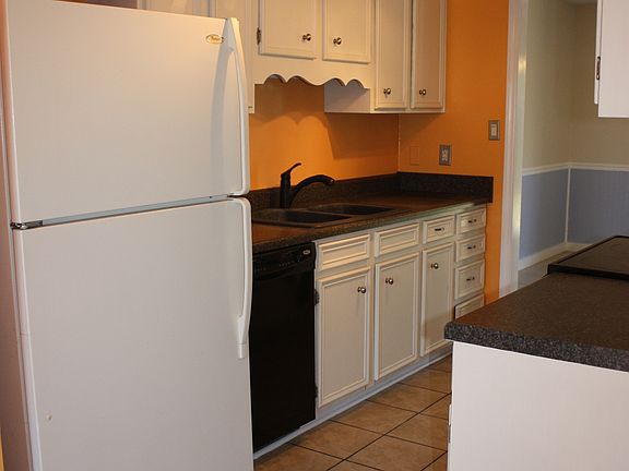 5th image of 11100 Michaelangelo Ct