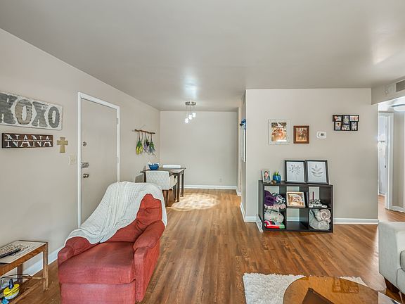 4th image of 420 Walton Ln APT I35