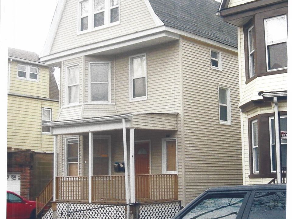 1st image of 485 Norwood St