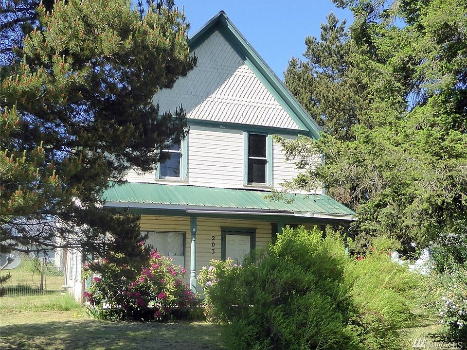 1st image of 203 Harris St
