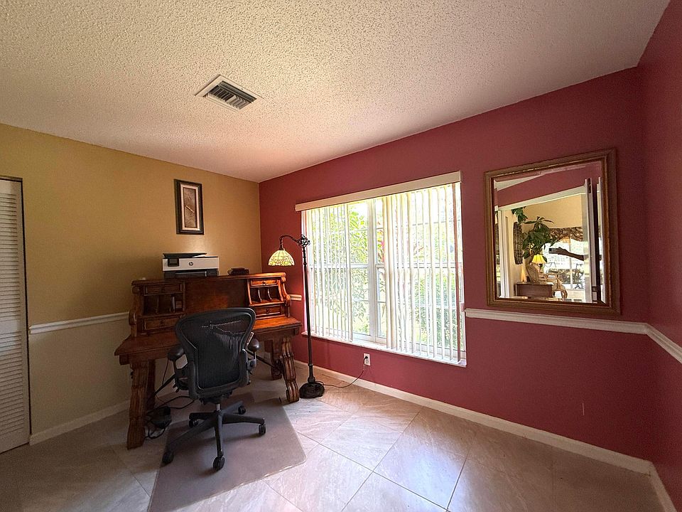 1st image of 13947 63rd Lane N