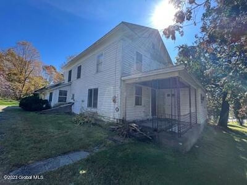 3rd image of 2832 Plank Road