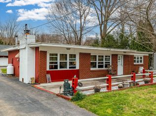 17 Annadell Rd, Norwich, CT 06360