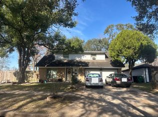 707 Beachcomber Ln, Houston, TX 77062