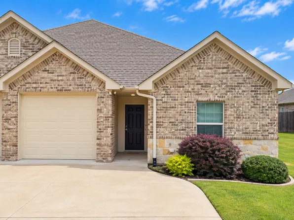 3921 Mobley Cir, Tyler, TX 75707