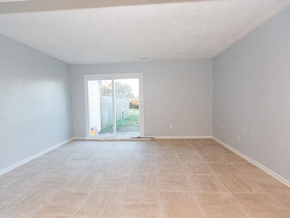 3rd image of 3732 Pepperwood Ct