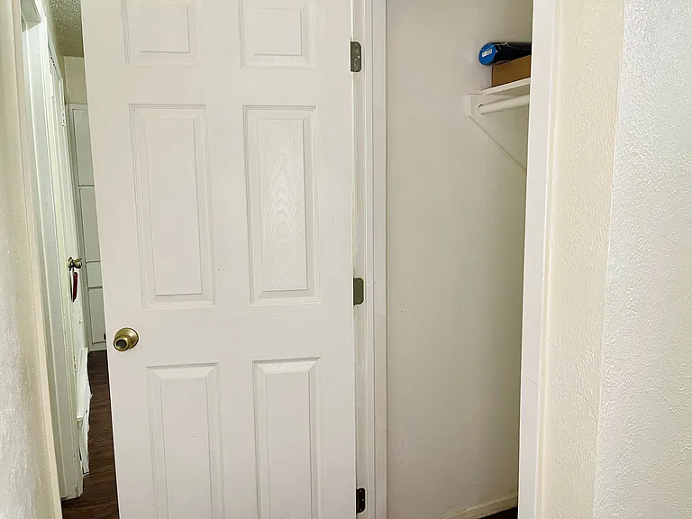 3400 Pleasant Valley Ln #3400 — Photo 17