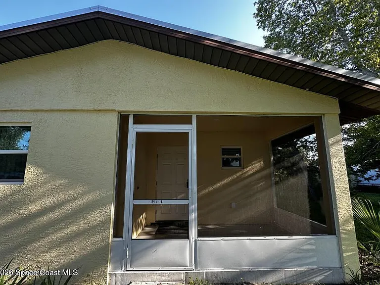 1153 Carlton Dr #A — Photo 9