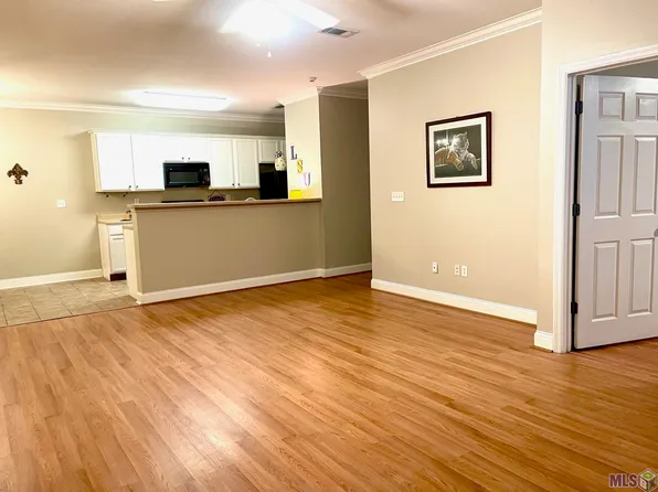 900 Dean Lee Dr APT 1601, Baton Rouge, LA 70820