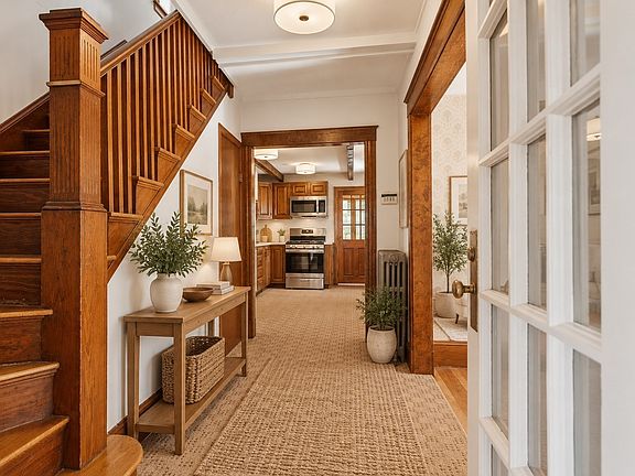 3rd image of 65 Albion St