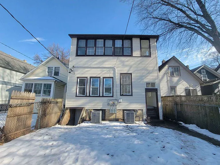 1122 Sherman Ave #2 — Photo 12