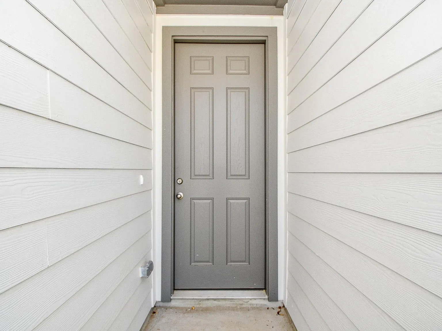3 bed, 2.5 bath, 1706 sqft, $2,400 — Photo 3