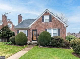 7329 Ryers Ave, Philadelphia, PA 19111