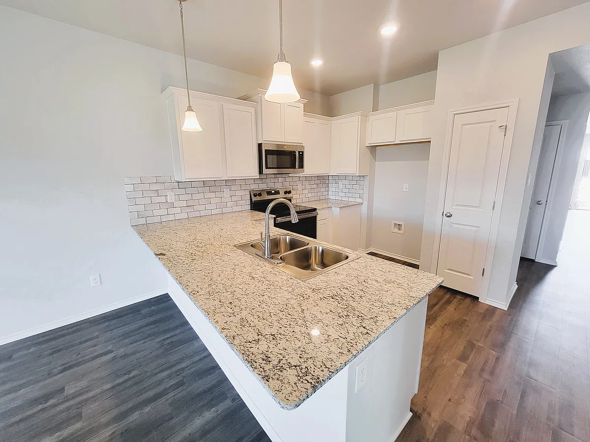 Building Photo - 1219 Lexington Dr #A