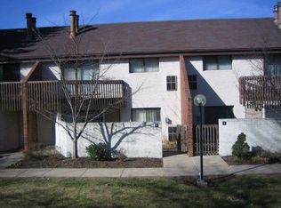 805 Stratford Dr APT 4, State College, PA 16801