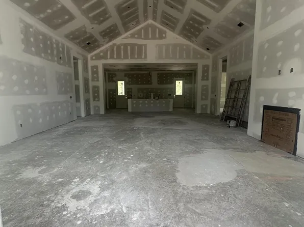 434 Hadley Dr, Huger, SC 29450