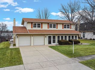 (Undisclosed Address), Downers Grove, IL 60516