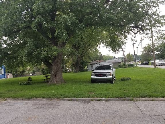 3rd image of 2428 N 21st St