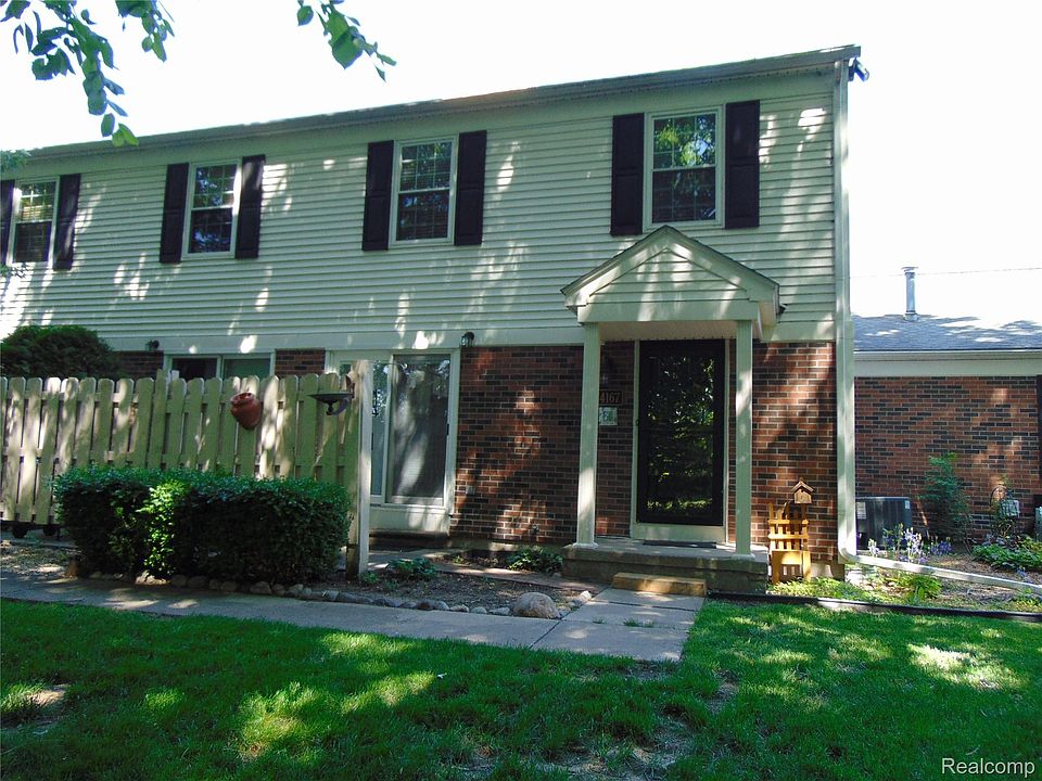 1st image of 44167 Providence Dr #326