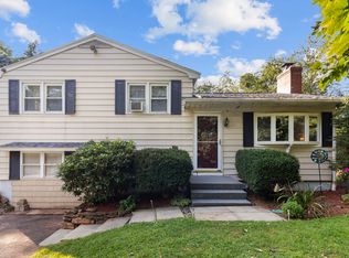 27 Tamarac Rd, Wallingford, CT 06492