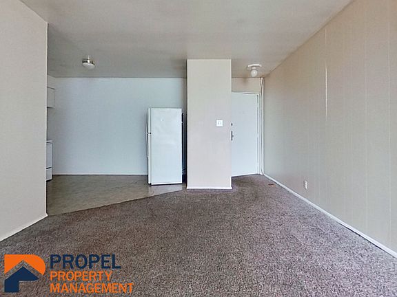 5th image of 33402 W Michigan Ave Unit 30