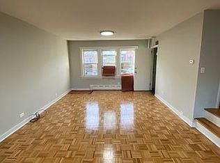 21-29 28th St #1, Astoria, NY 11105