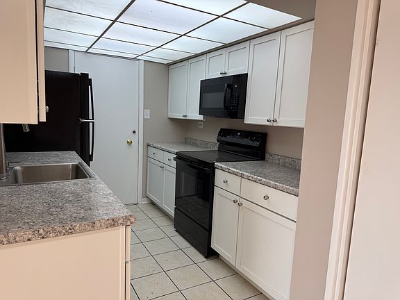 3rd image of 12640 S Alpine Dr APT 9