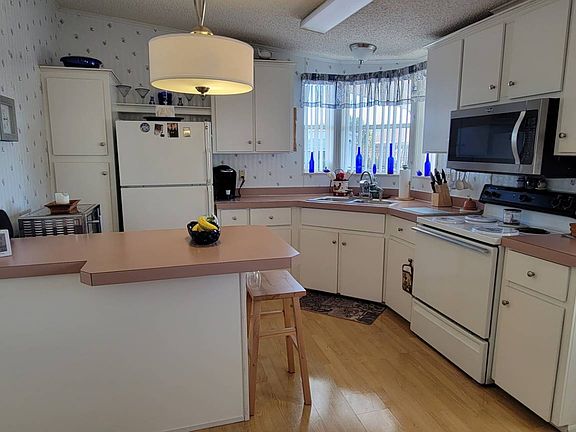 5th image of 1101 W Commerce Ave Lot 28