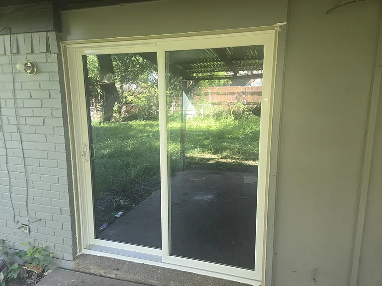 119 Bristol Dr — Photo 8