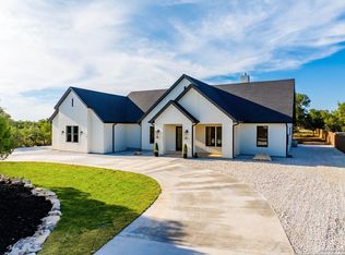 1213 Paladin Trl, Spring Branch, TX 78070