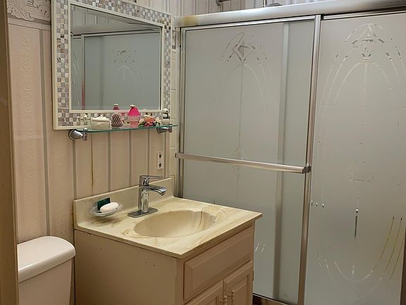 5th image of 585 Heritage Dr APT 302