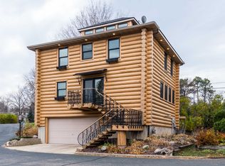 2870 Inner Rd, Wayzata, MN 55391