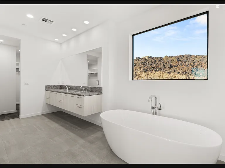 350 Solitude Peak Ln — Photo 21