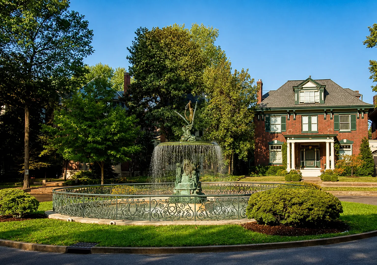Live The Legacy: Rare 2-Bedroom Residence On Iconic Saint James Court — Photo 1