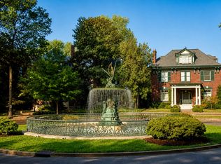 1432 Saint James Ct, Louisville, KY 40208