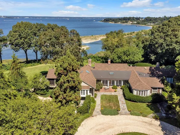 120 W Creek Farms Road, Sands Point, NY 11050