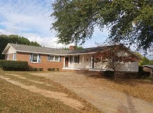906 Crystal Dr, Thomaston, GA 30286