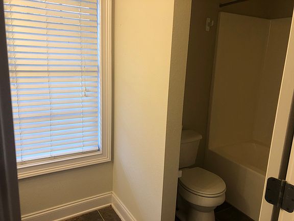 4th image of 807 W Longleaf Dr Unit 42