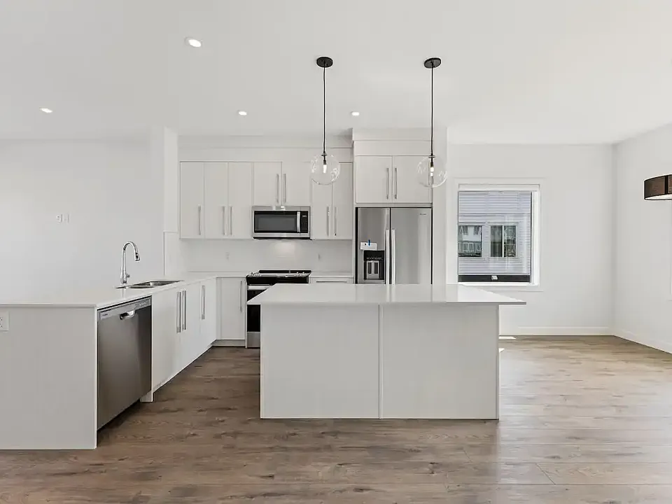 280 Chelsea Rd #503