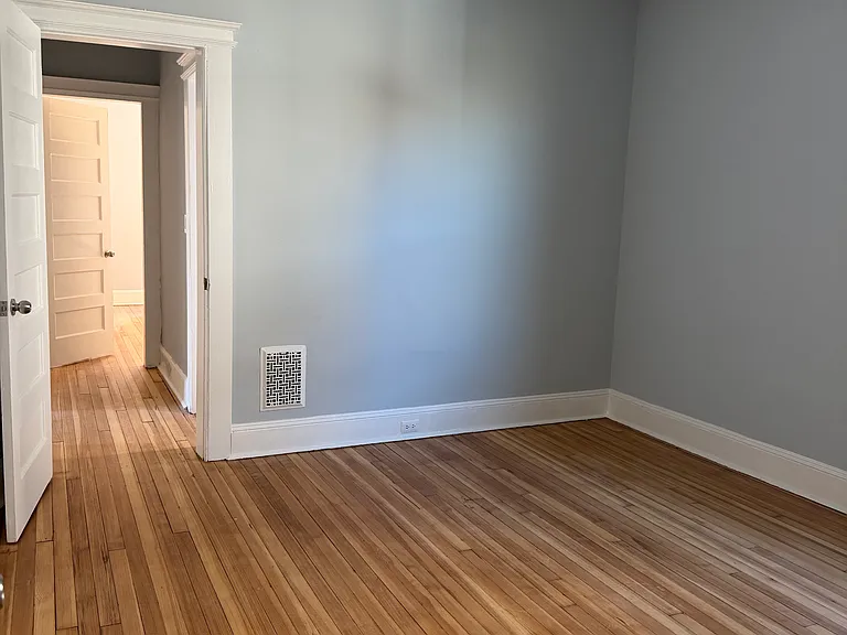 333 Ridgefield Ave #1 — Photo 6