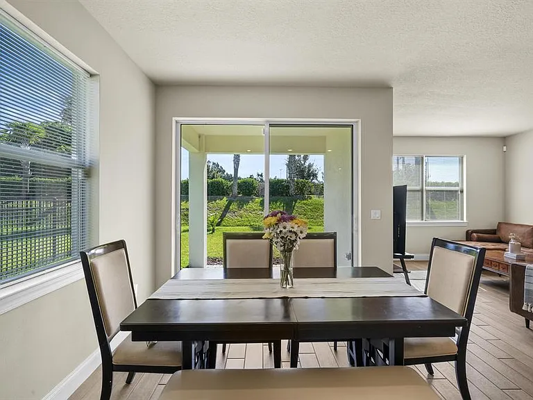 8588 Dahlia Cir — Photo 3