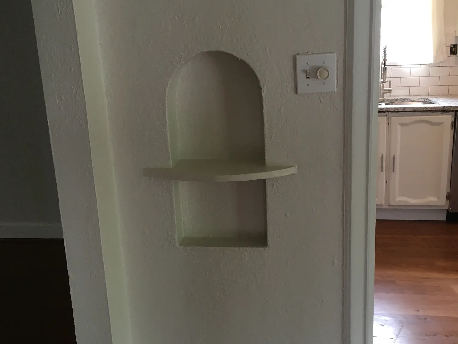 2 bed, 1126 sqft, $2,050 — Photo 3