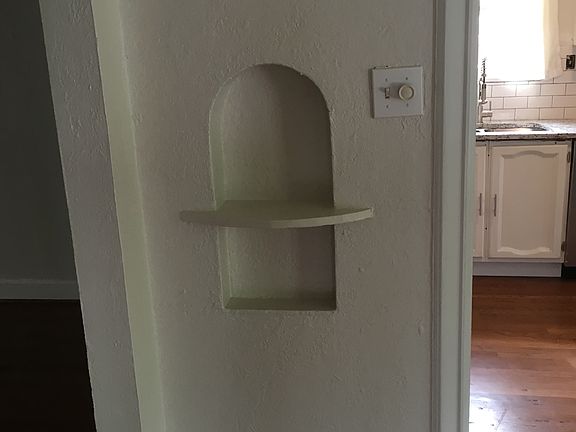 3rd image of 5937 Ross Ave #5937