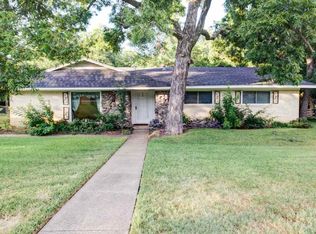 633 Fairway Rd, Woodway, TX 76712