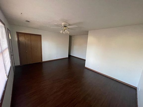 3rd image of 6612 Logan Ave
