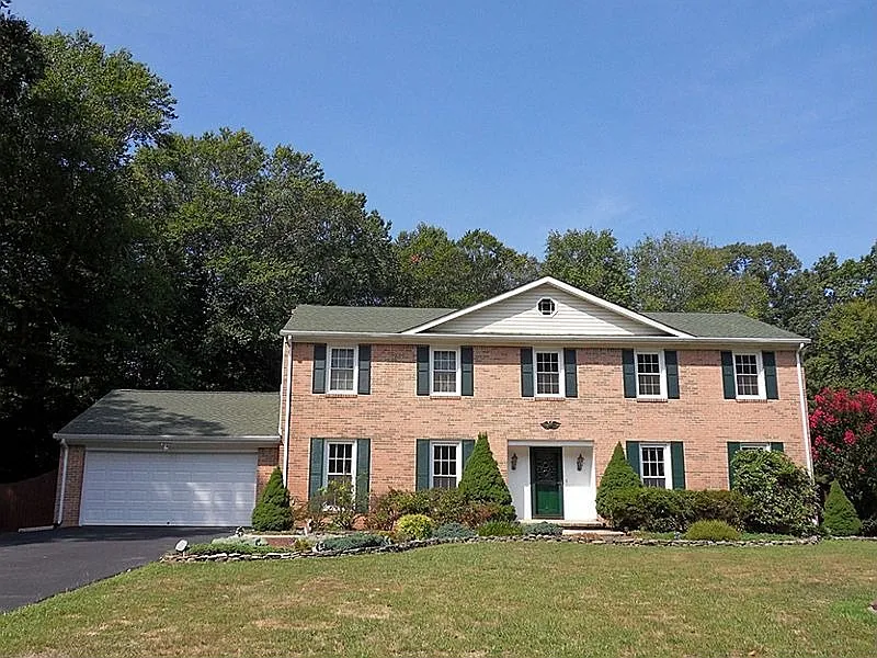 9208 Mimosa Dr photo 1