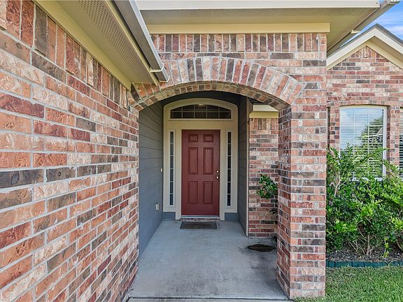 2nd image of 2530 Elkhorn Trl