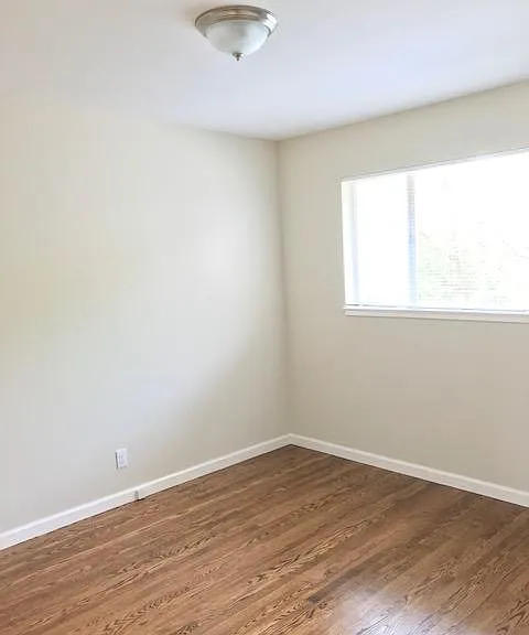 1296 Laurel St #6 — Photo 11