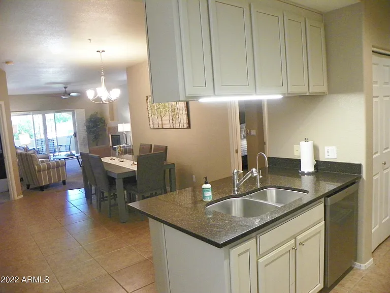 8653 E Royal Palm Rd #1002 — Photo 4